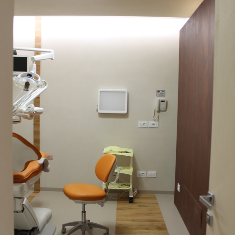 Studio dentistico Dental Care PSE